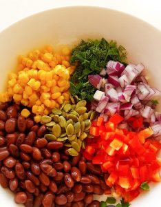 Salată mexicană de fasole roșie